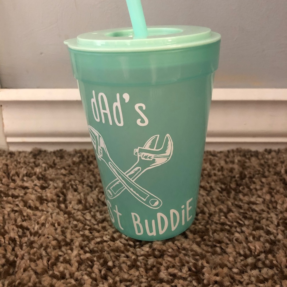 Color changing cup - Picture 2 of 3